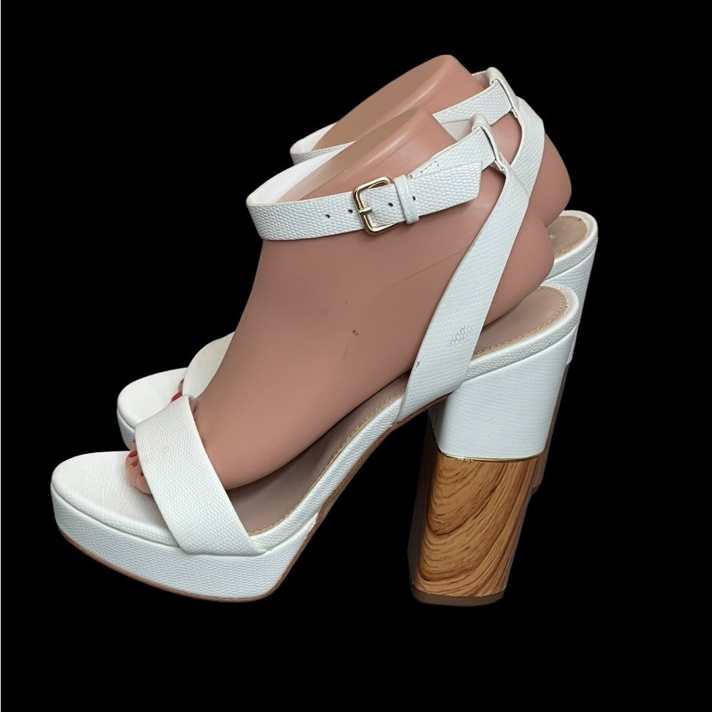 Aldo Pallidus White block heels size 9M